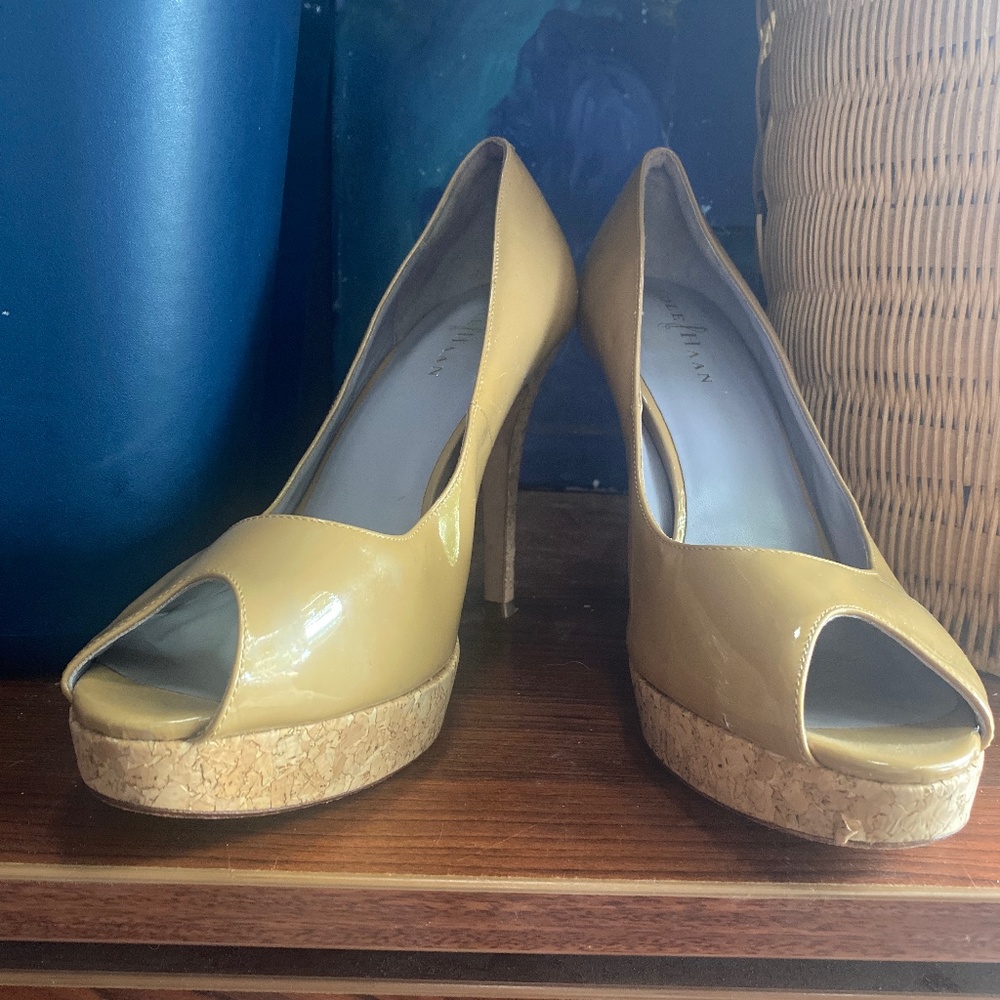 Cole Haan NikeAir Beige Patent Leather Peep Toe High Heel Slip Pumps Women